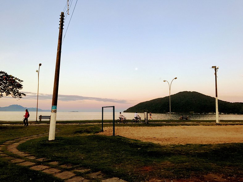 LALABELLA ITAGUÁ - QUARTO VERMELHA DO NORTE